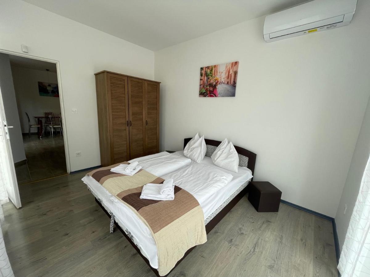 Sunshine Apartman Apartment Balatonboglar Exterior photo